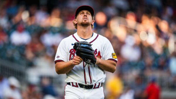 來勢洶洶地 來勢洶洶地